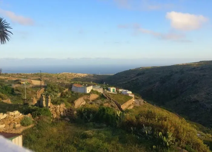 Appartamento In Arico